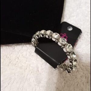 🆕 Sugar coated Sparkle Elastic Bracelet.